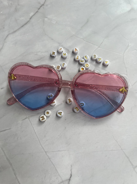 Zonnebril met naam (DIY)