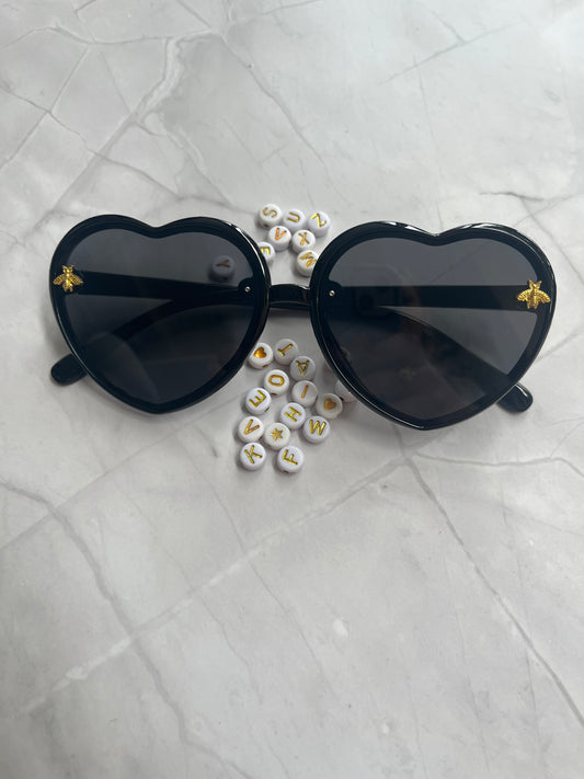 Zonnebril met naam (DIY)